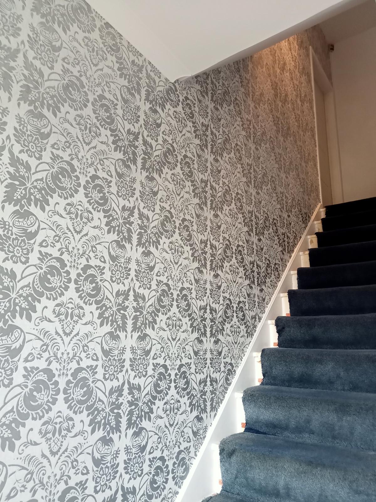 wallpaper hanging Plaistow, E13